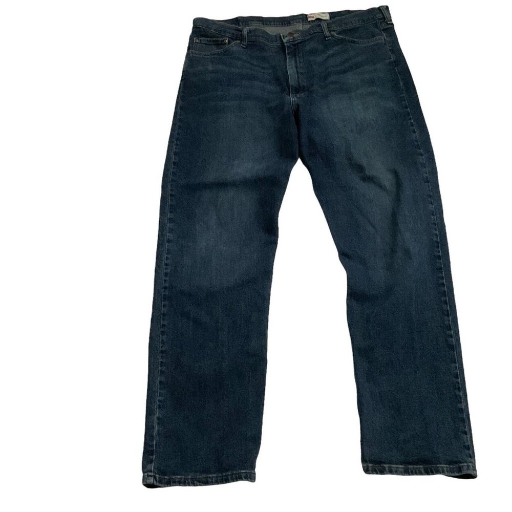 Wrangler‎ Men's Size 40 X 32  Relaxed Fit Blue Cotton Denim Jeans Distressed
